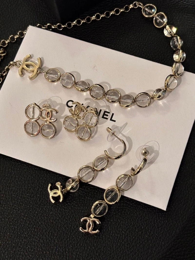 Comfortable Chxnxl Earrings 289095