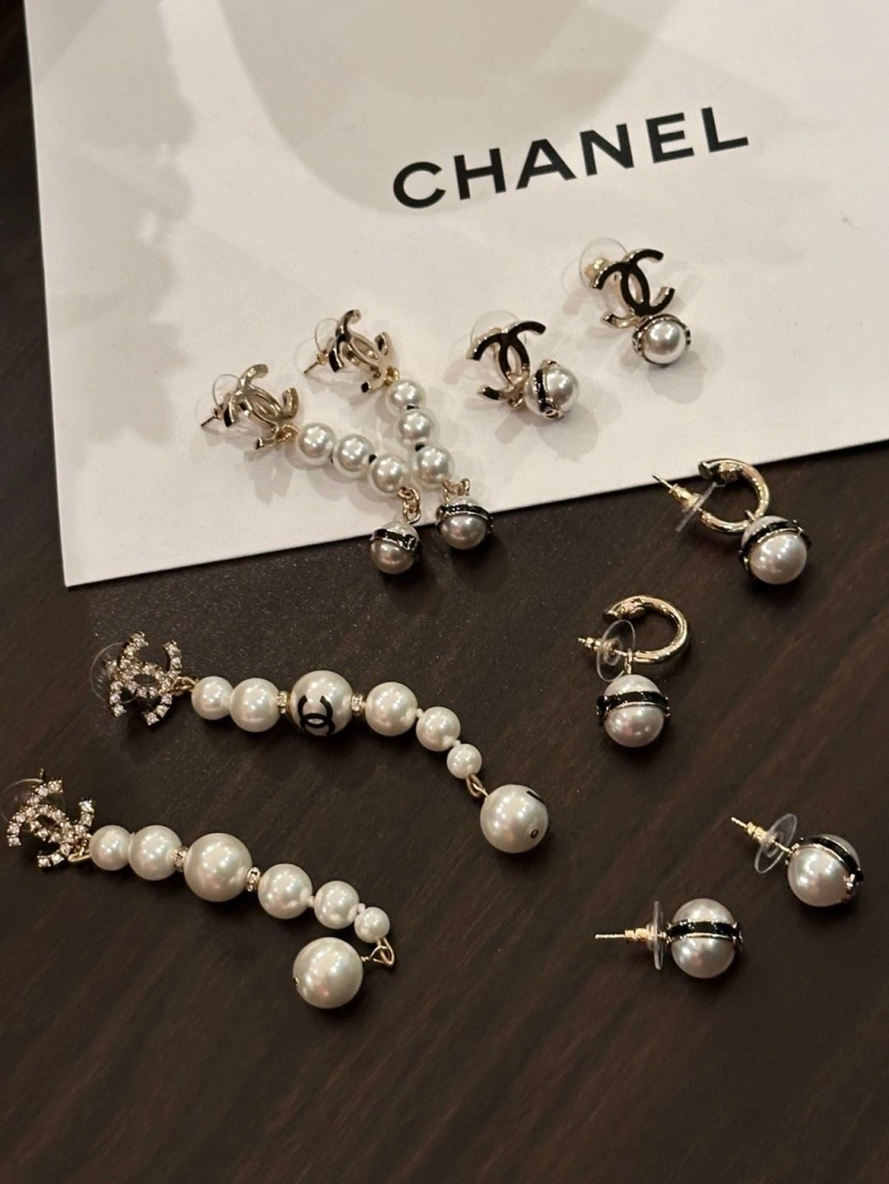 Comfortable Chxnxl Earrings 289093