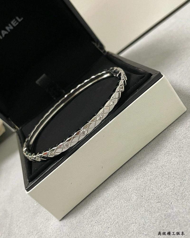 HighQuality Chxnxl Bracelets 289430