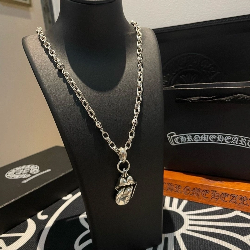 Soft Chrxmx Hxxrts Necklaces 299862