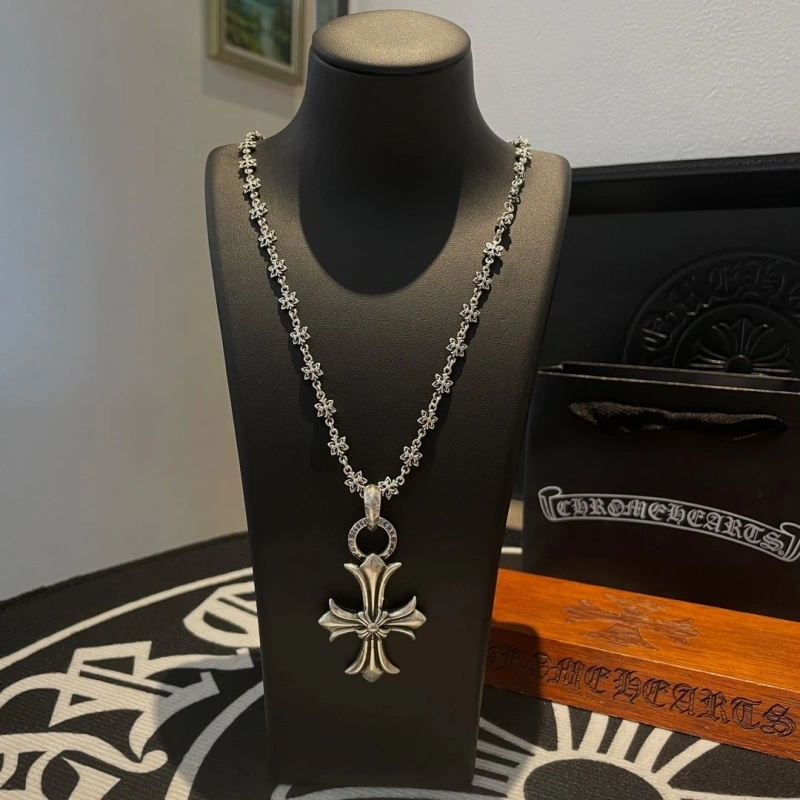 Chrxmx Hxxrts Necklaces Minimalist 299854