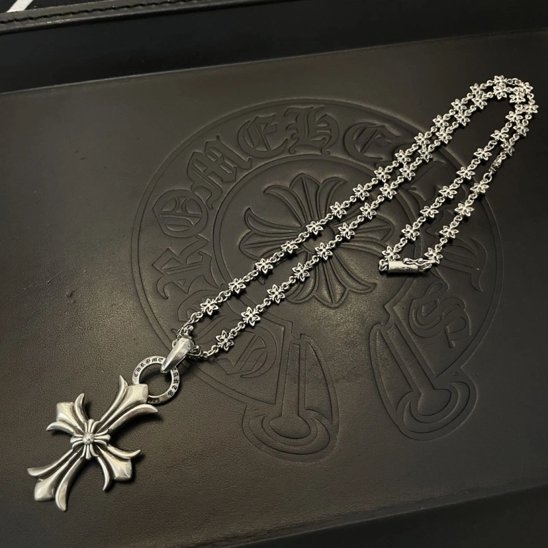 Chrxmx Hxxrts Necklaces Minimalist 299854
