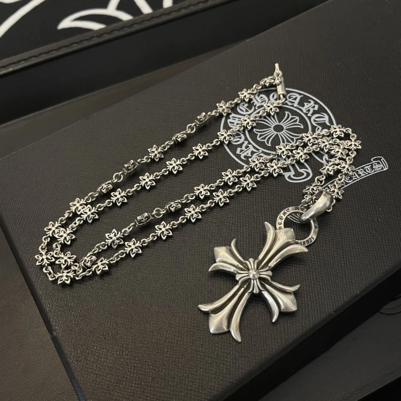 Chrxmx Hxxrts Necklaces Minimalist 299854