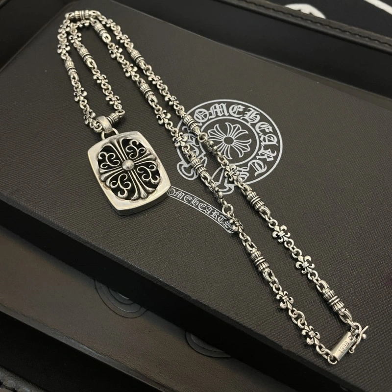 Chrxmx Hxxrts Necklaces Refined 299852