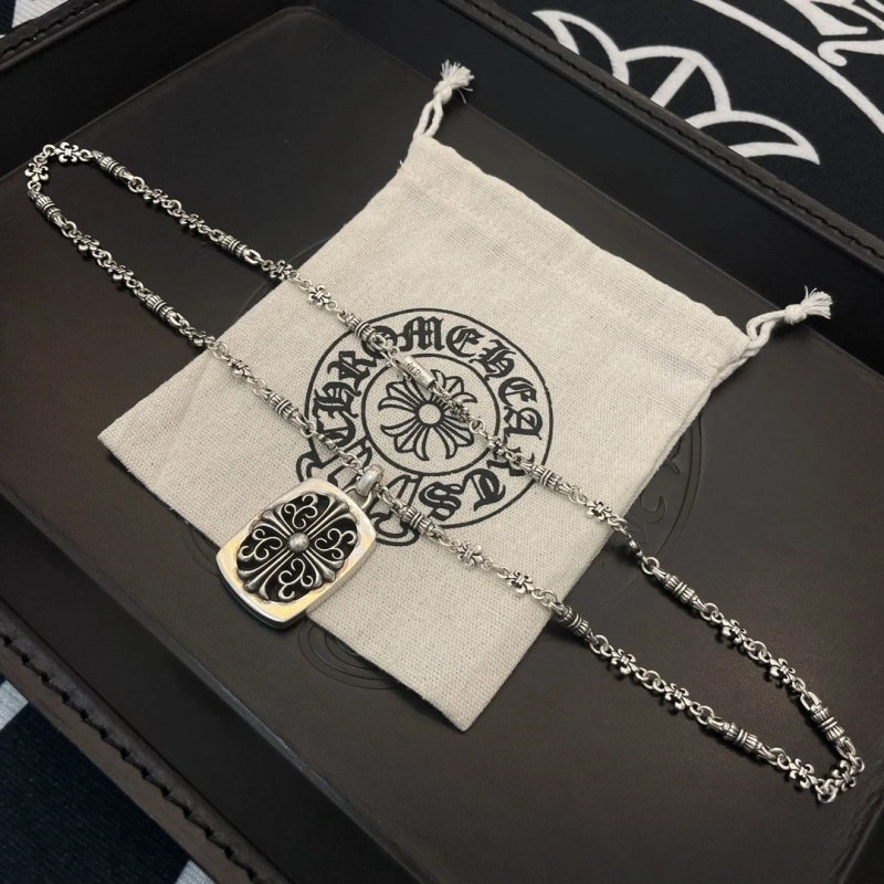 Chrxmx Hxxrts Necklaces Refined 299852