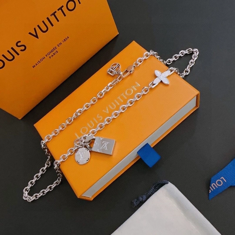 ModernLook LX Necklaces 310899