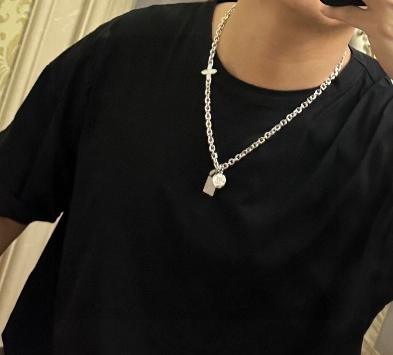 ModernLook LX Necklaces 310899