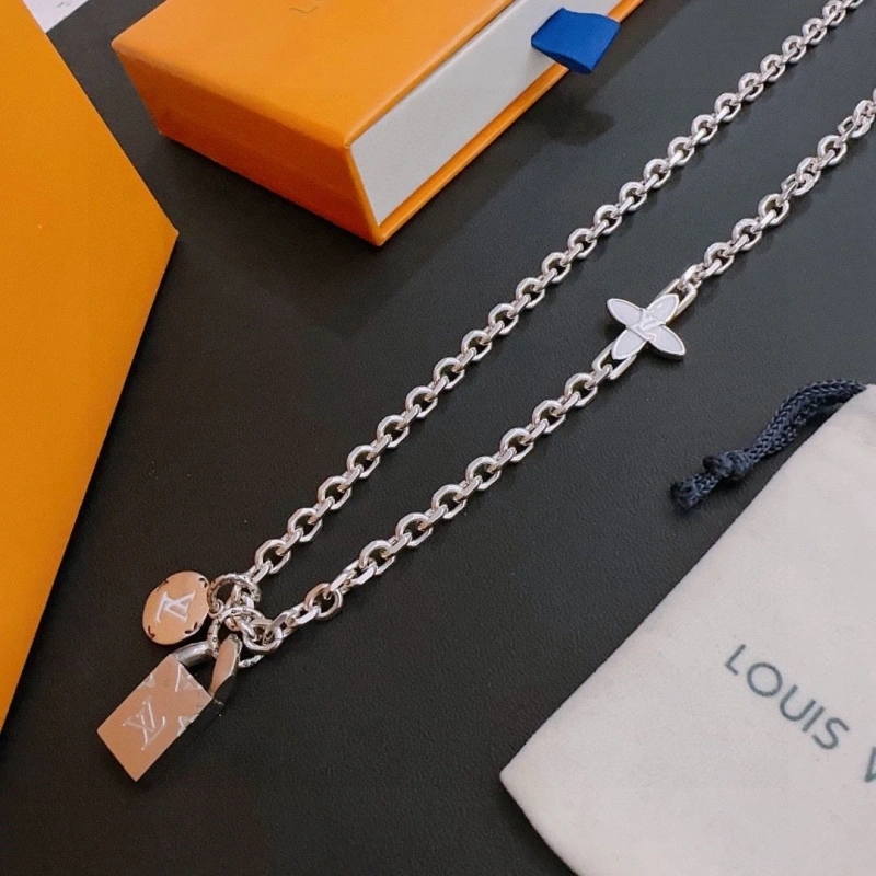 ModernLook LX Necklaces 310899