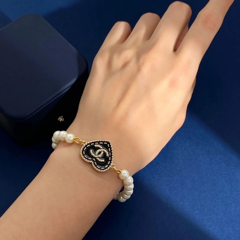 Soft Chxnxl Bracelets 289424