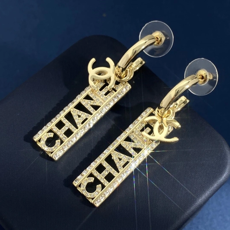 Chxnxl Earrings TopPick 289099
