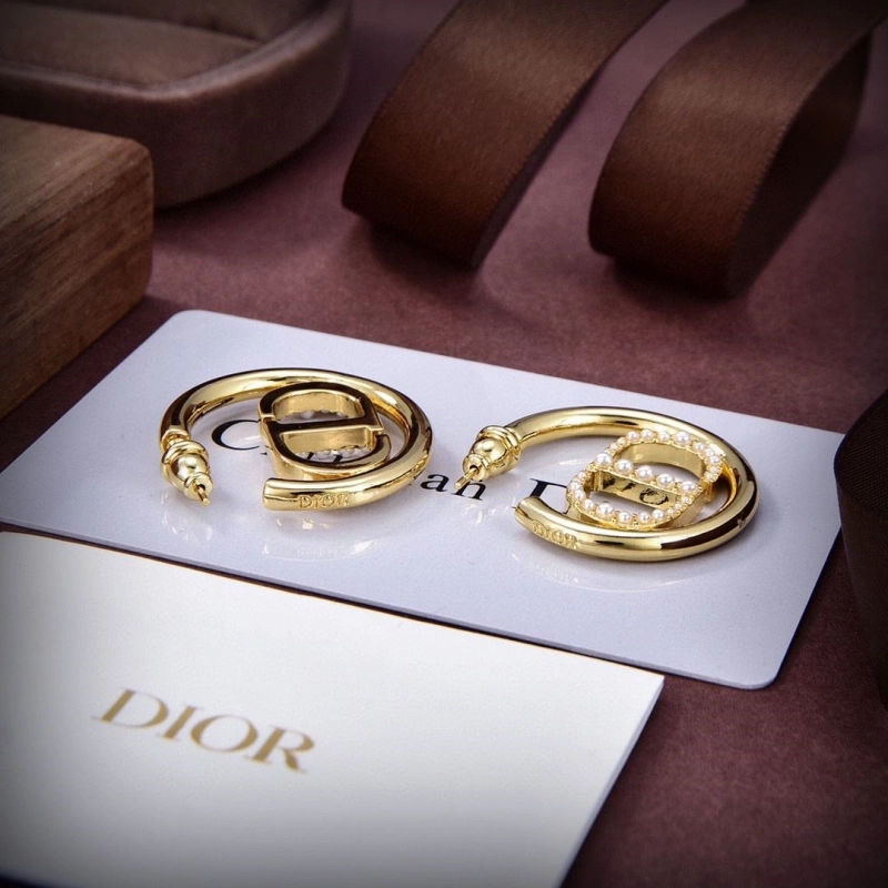 UrbanStyle Christian Dxxr Earrings 294956