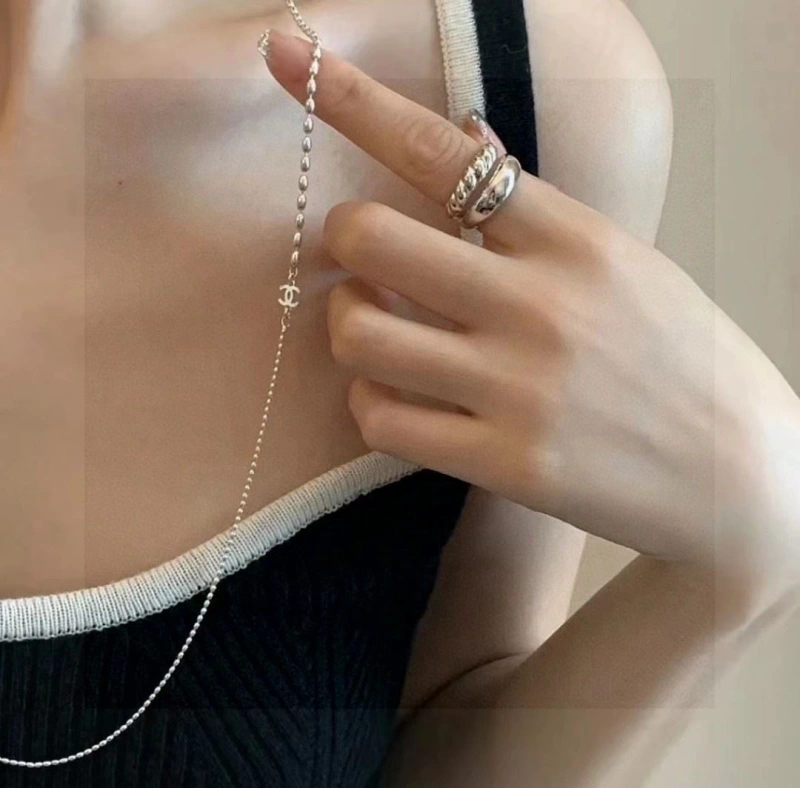 Bold Chxnxl Necklaces 288311