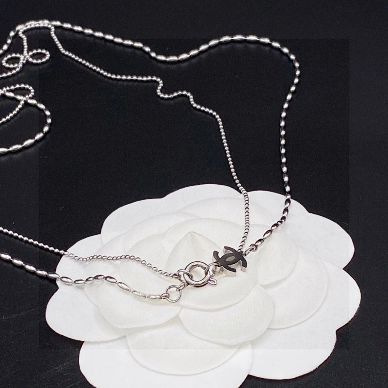 Bold Chxnxl Necklaces 288311
