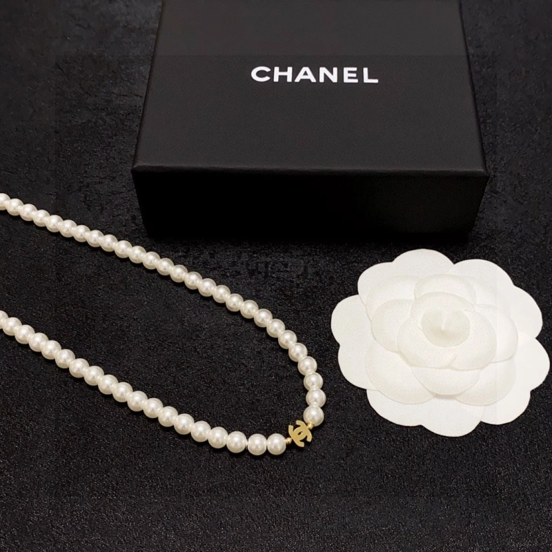 Bright Chxnxl Necklaces 288301