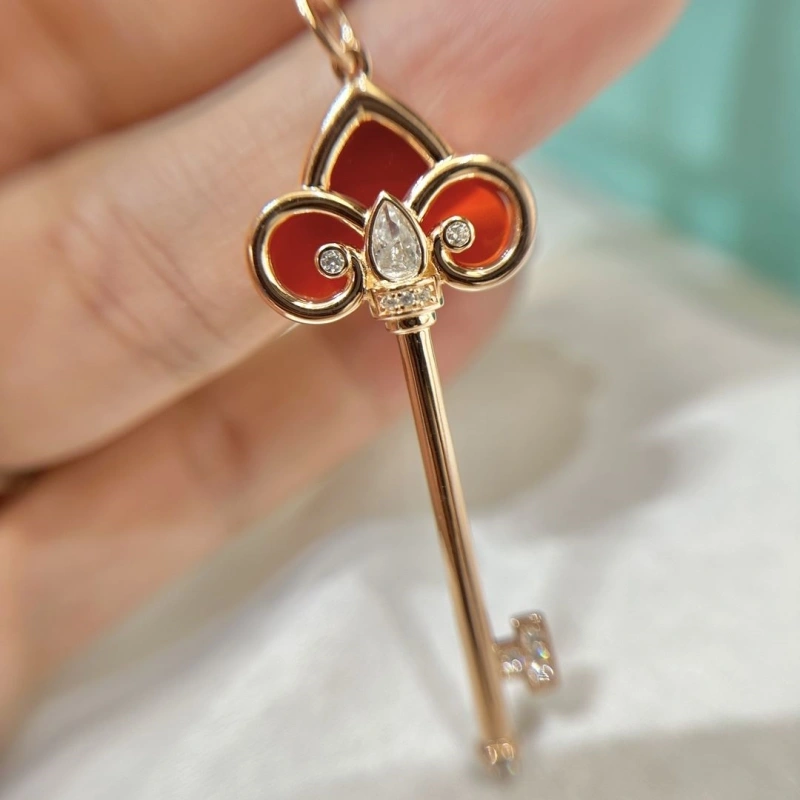 Resilient Txffxnx Necklaces 315764