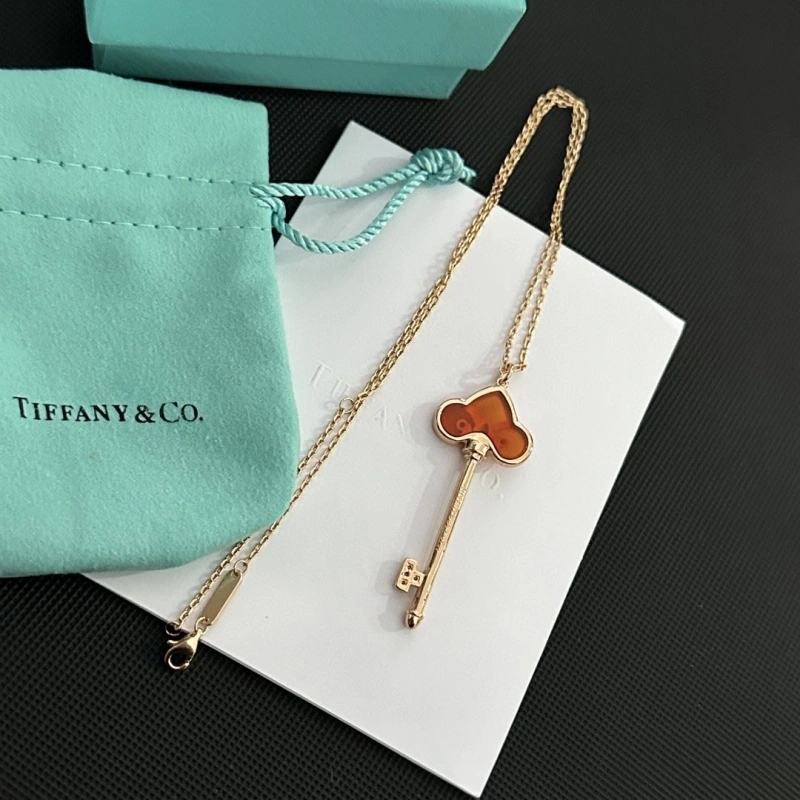 Resilient Txffxnx Necklaces 315764