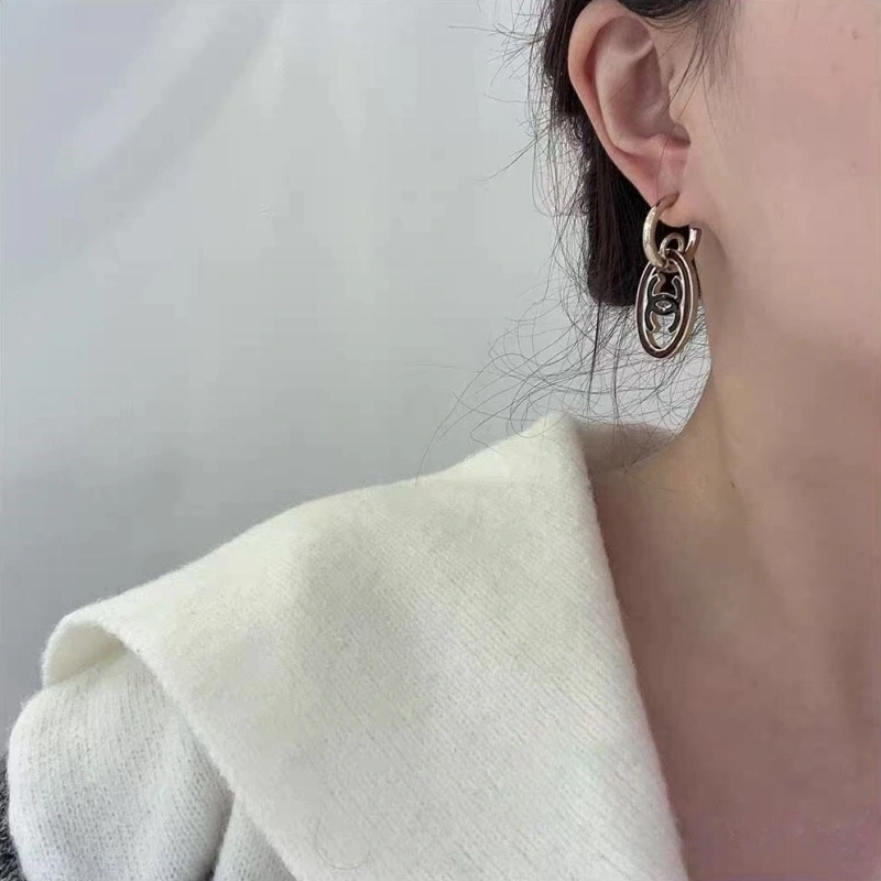 EyeCatching Chxnxl Earrings 289088