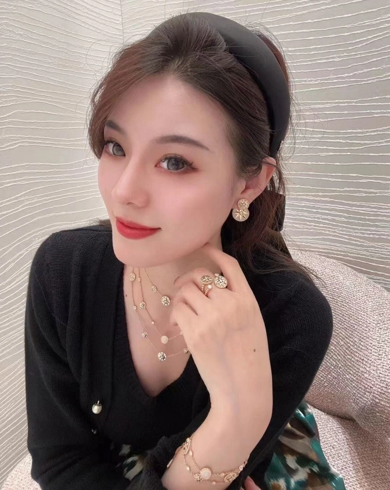 Soft Christian Dxxr Earrings 294967