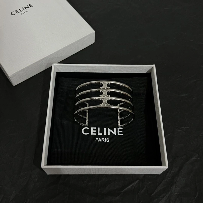 Classic Cxlxne Bracelets 283611