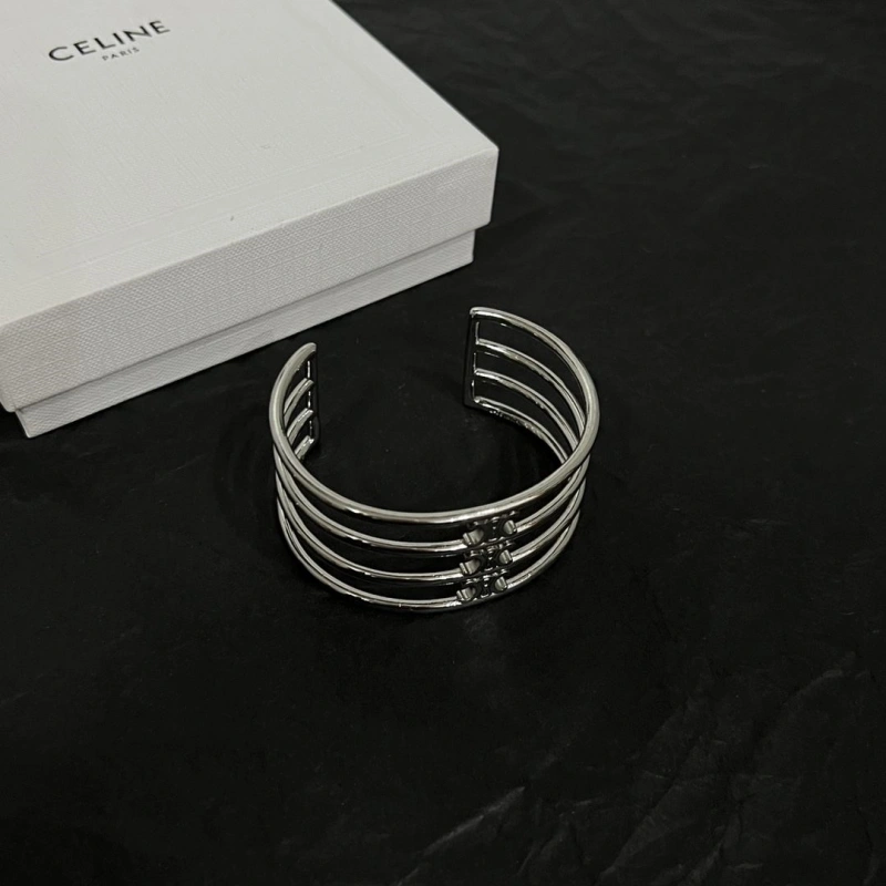 Classic Cxlxne Bracelets 283611