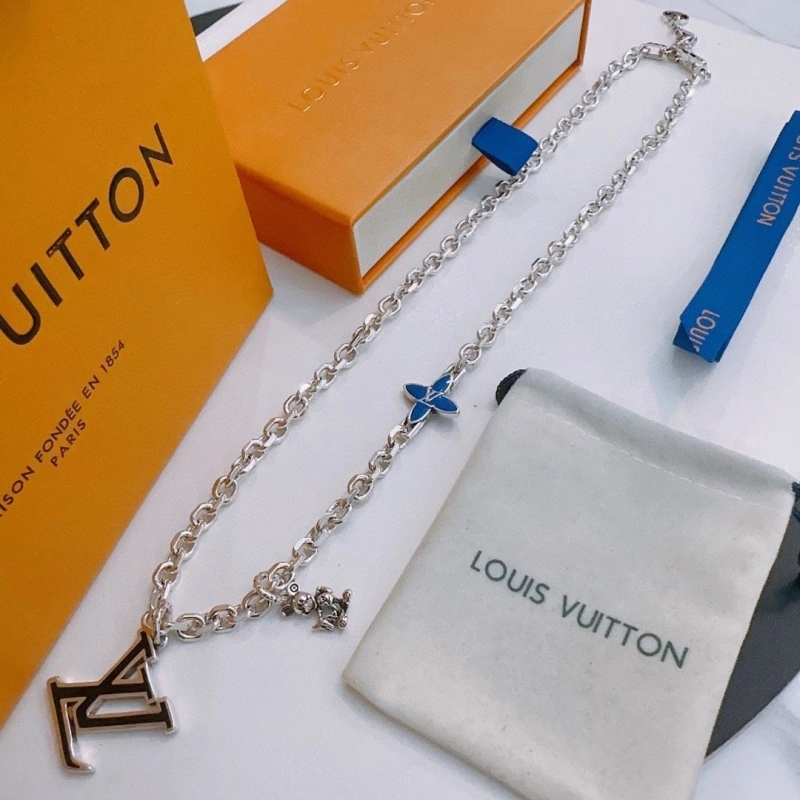 Affordable LX Necklaces 310973