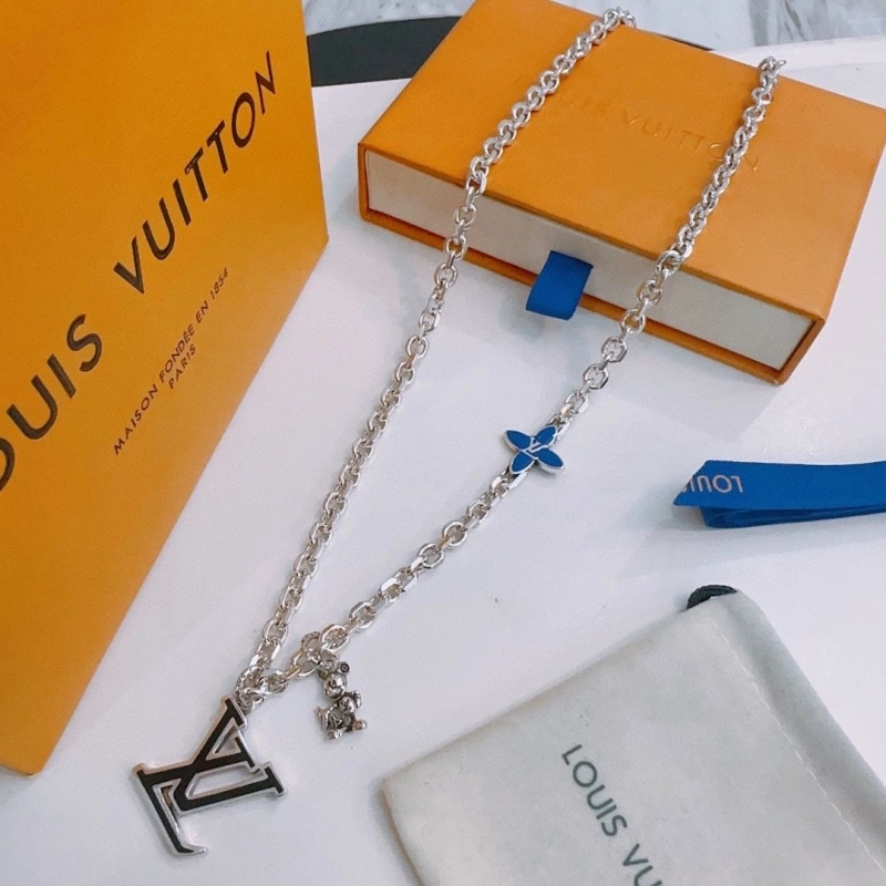 Affordable LX Necklaces 310973