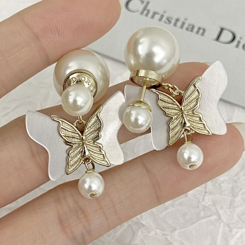 WellDesigned Christian Dxxr Earrings 294961