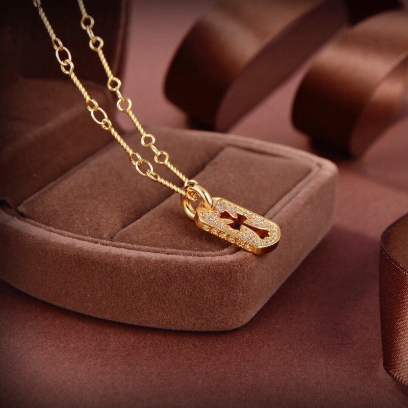 Chrxmx Hxxrts Necklaces Cozy 299839