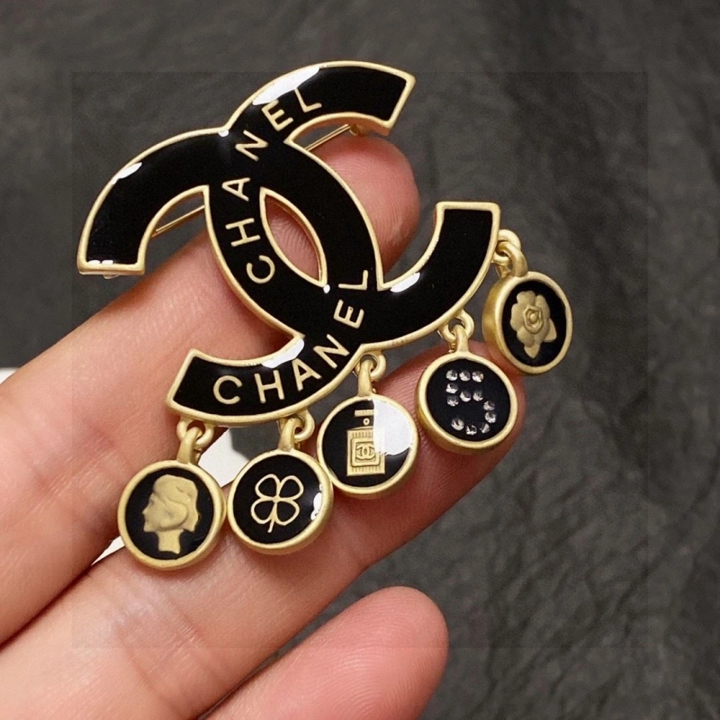 Comfortable Chxnxl Brooches 289331