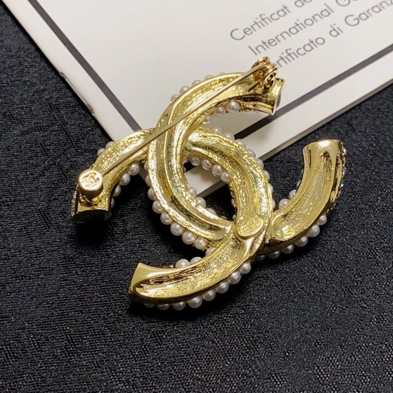 Refined Chxnxl Brooches 289321