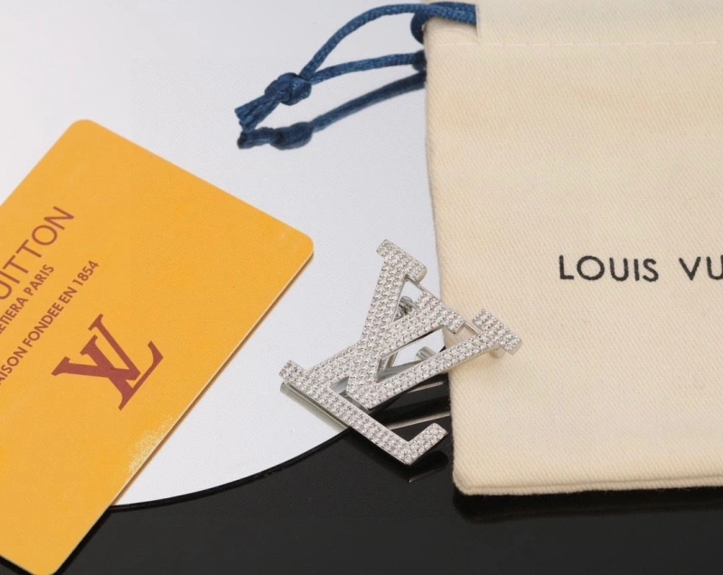 Sophisticated LX Necklaces 310881