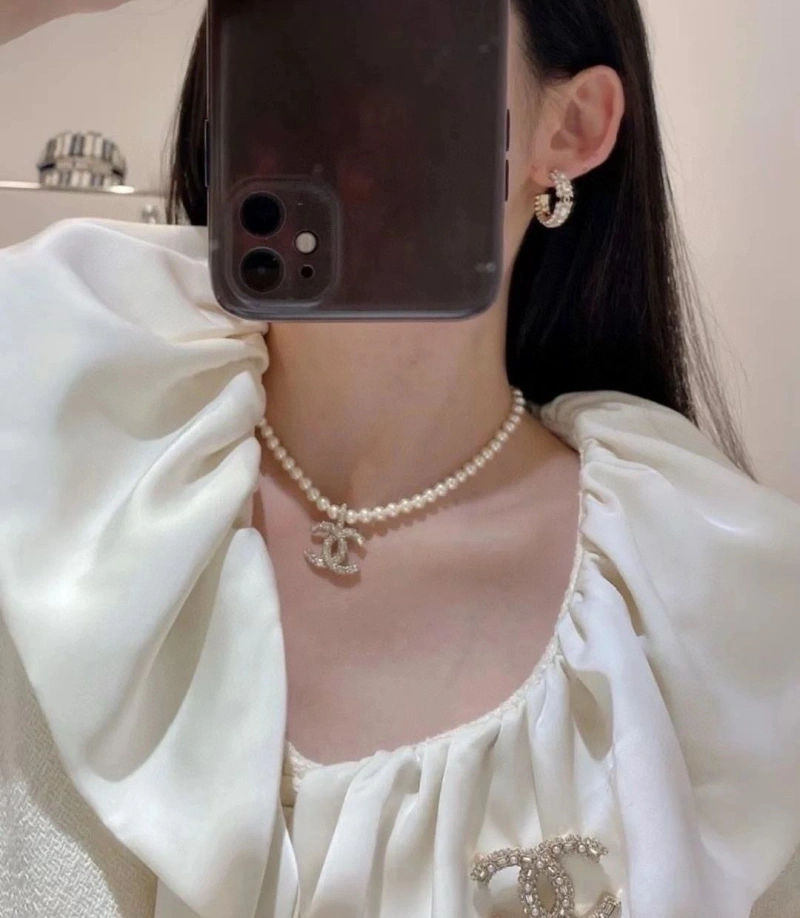 Reliable Chxnxl Earrings 289087