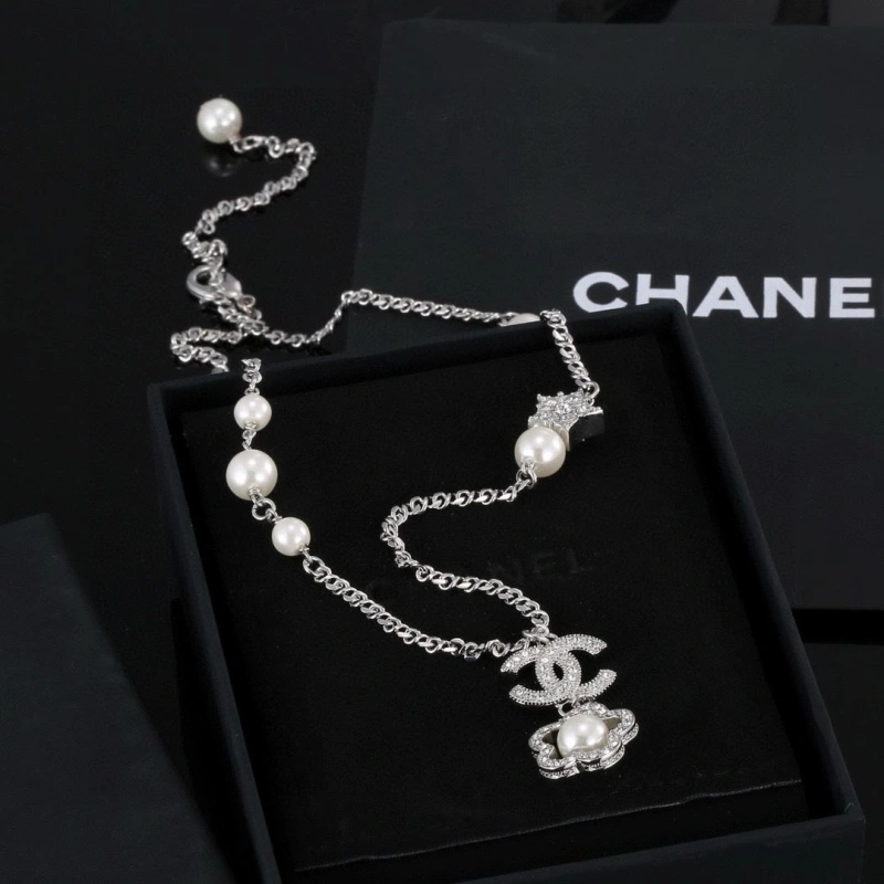 Flexible Chxnxl Necklaces 288299