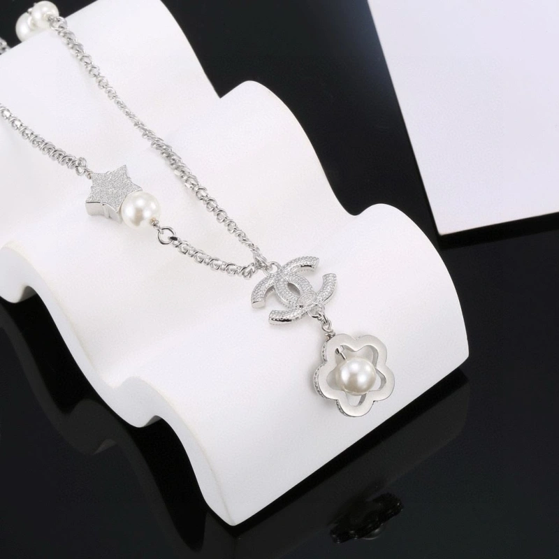 Flexible Chxnxl Necklaces 288299