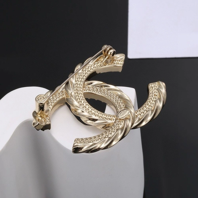 Unique Chxnxl Brooches 289319