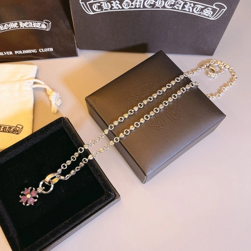 Reliable Chrxmx Hxxrts Necklaces 299835