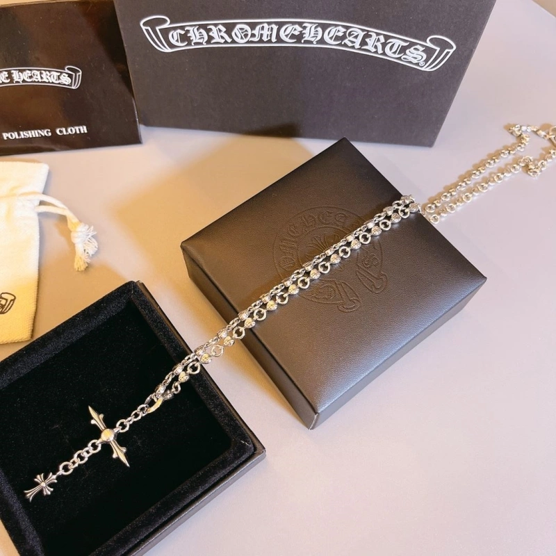 Trendy Chrxmx Hxxrts Necklaces 299850