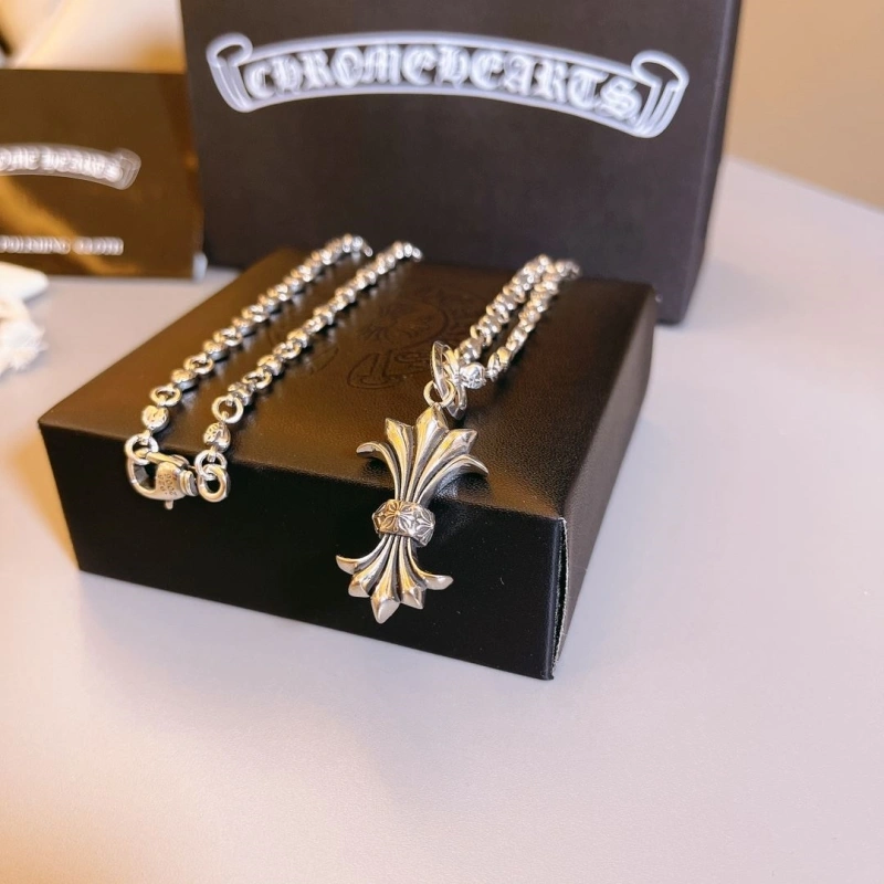 Chrxmx Hxxrts Necklaces Resilient 299836