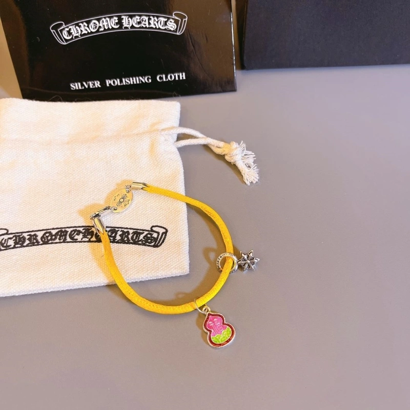 Fashionable Chrxmx Hxxrts Bracelets 300240