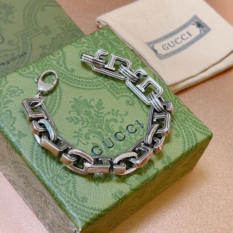 Fashionable Gxccx Bracelets 305794
