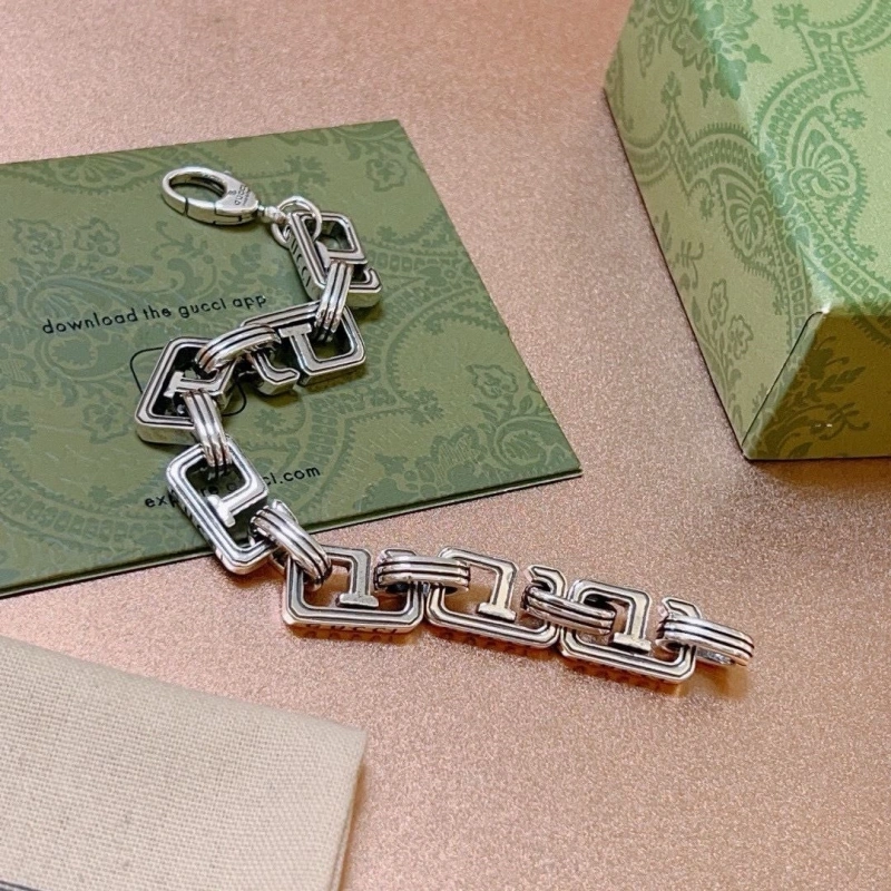 Fashionable Gxccx Bracelets 305794