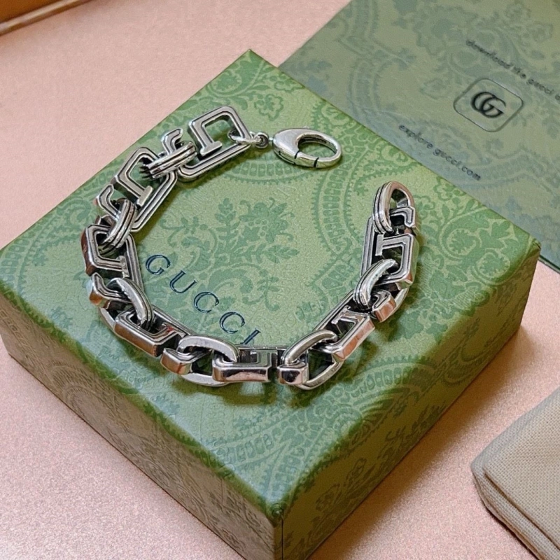 Fashionable Gxccx Bracelets 305794
