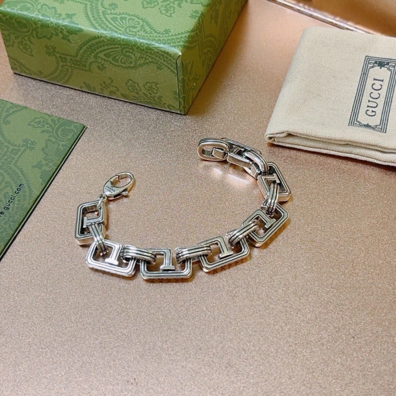 Fashionable Gxccx Bracelets 305794