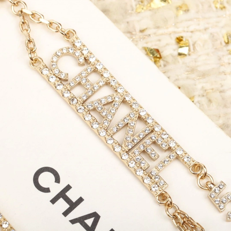 Durable Chxnxl Earrings 289079