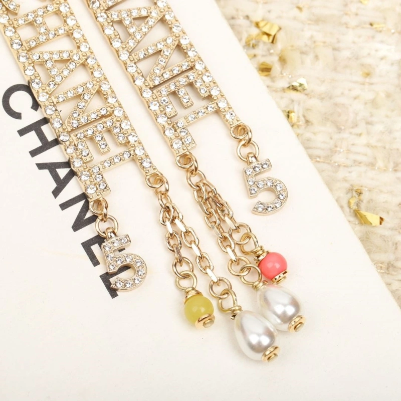 Durable Chxnxl Earrings 289079