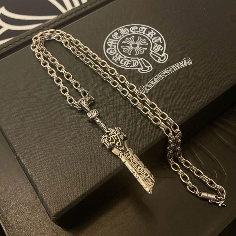 GoAnywhere Chrxmx Hxxrts Necklaces 299834