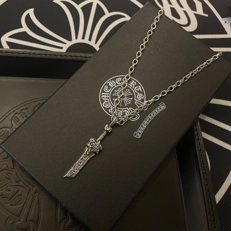 GoAnywhere Chrxmx Hxxrts Necklaces 299834