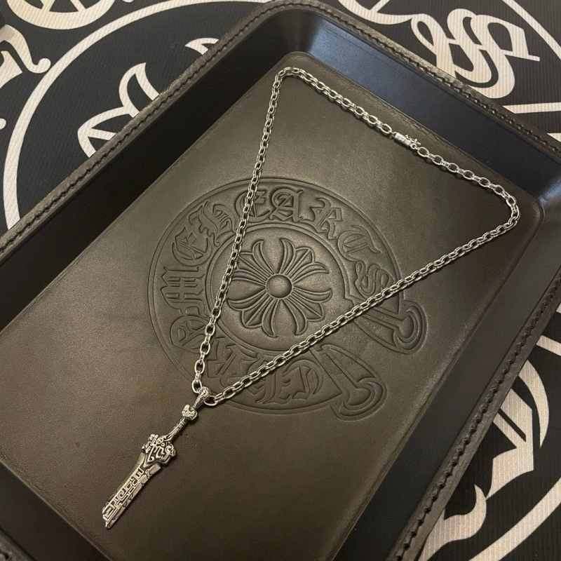 GoAnywhere Chrxmx Hxxrts Necklaces 299834