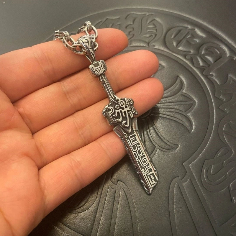 GoAnywhere Chrxmx Hxxrts Necklaces 299834
