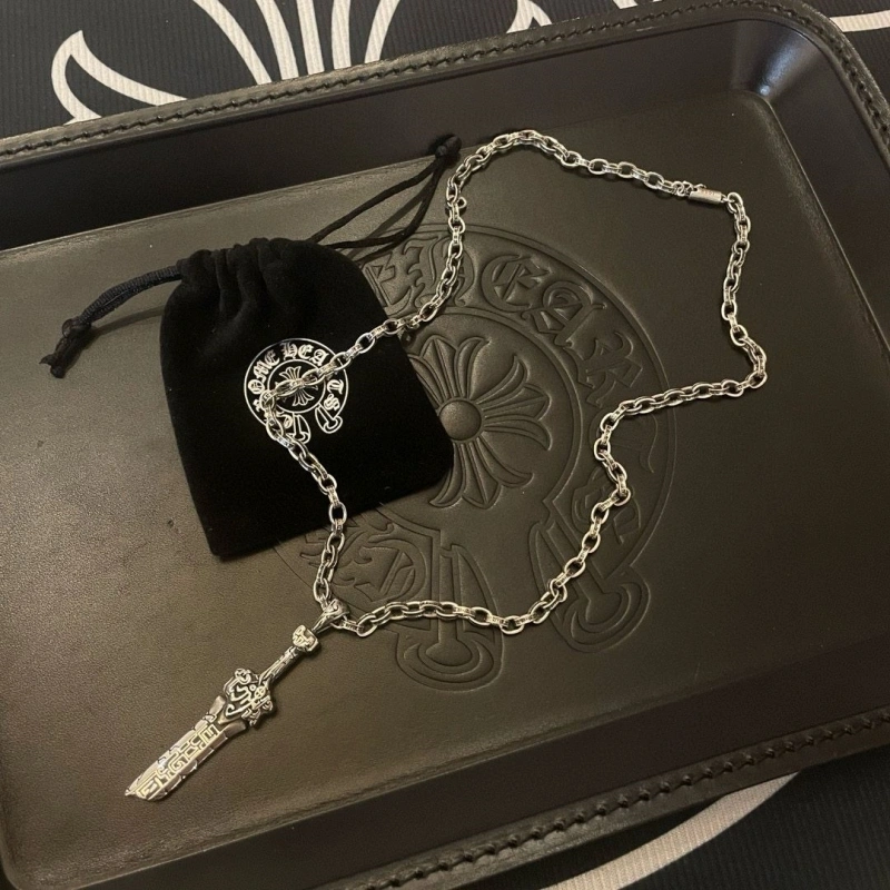 GoAnywhere Chrxmx Hxxrts Necklaces 299834